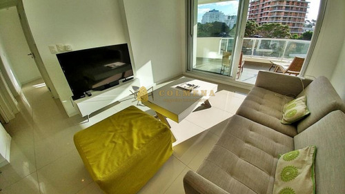 Apartamento En Venta Playa Brava 2 Dormitorios- Ref: 3819