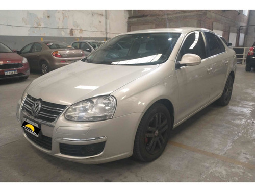 Imagen 2 de 7 de Volkswagen Vento 2011 2.5 Luxury 170cv Tiptronic