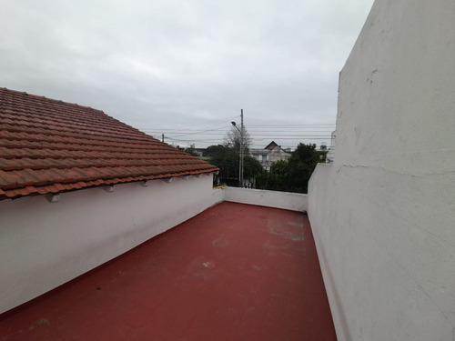 Casa En Venta, 4 Ambientes, Castelar