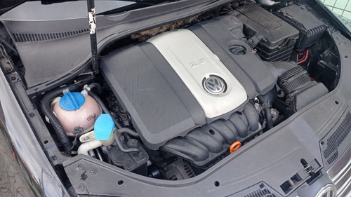 Imagem 2 de 12 de Volkswagen Jetta 2008 2.5 4p