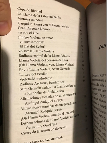 Decretos De La Llama Violeta Elizabeth Clare Prophet (Usado)