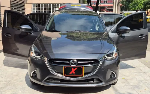 Mazda 2 GRAND TOURING LX
