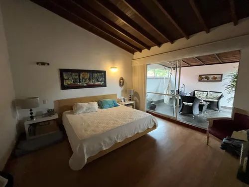 Arriendo Casa En Loma De Los Benedictinos