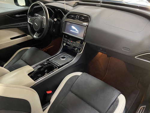 Imagem 5 de 9 de Jaguar Xe 3.0 V6 Supercharger Gasolina S 4p Automático