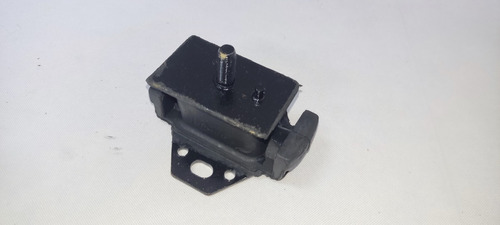 Base De Motor Del. Toyota Hilux 22r Izq.