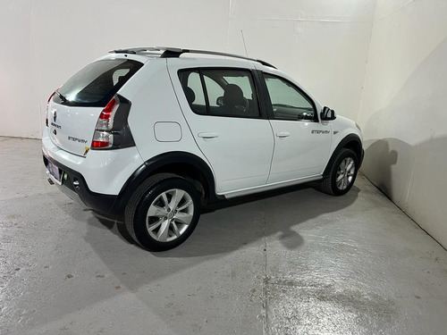 Renault Sandero Stepway 1.6 Privilege Nav 105cv