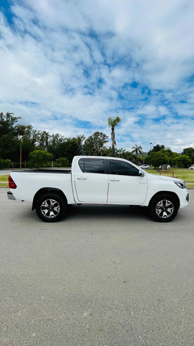 Toyota Hilux 2.8 Cd Srx 177cv 4x2 At 2020