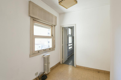 Imagen 9 de 12 de Departamento De 2 Dormitorios En Venta En El Centro De Rosario