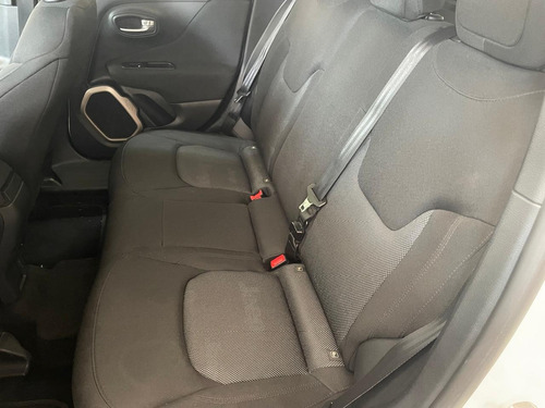 Jeep Renegade 1.8 Flex Aut. 5p