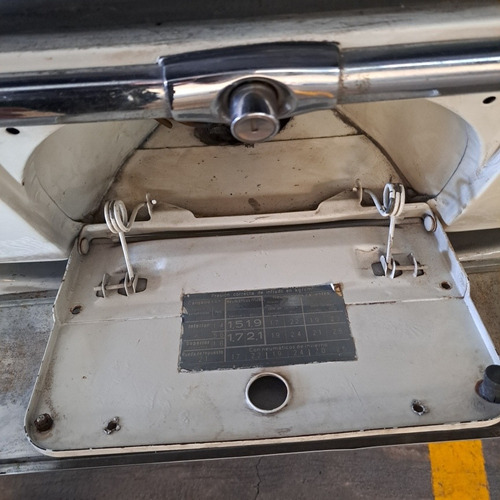 Imagen 21 de 25 de Mercedes Benz 220se