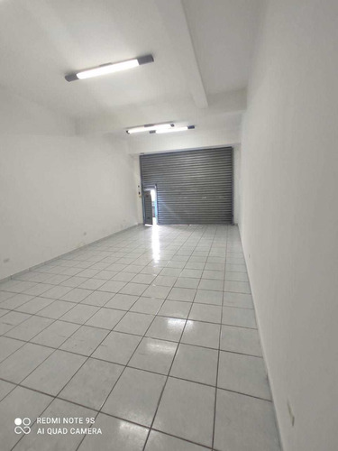 Salão Com Ótima Localização