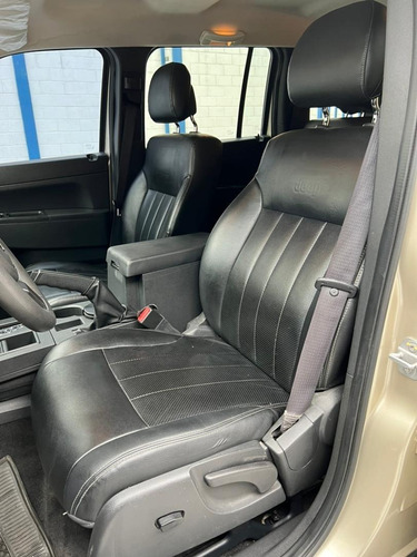 Imagen 12 de 17 de Jeep Cherokee