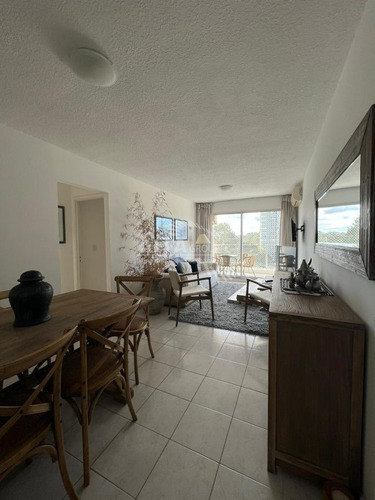 Imagen 1 de 17 de Venta Apartamento De 2 Dormitorios En Zona Roosevelt