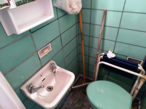 Departamento En Venta 3 Ambientes - Peatonal San Martín - A La Calle C/balcón Y Patio, Mar Del Plata.