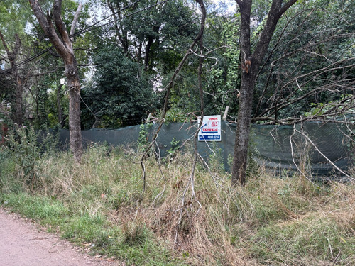 Hermoso Lote En Parque Leloir De 2250 M2 Frente A Uruma-en, Financiacion!