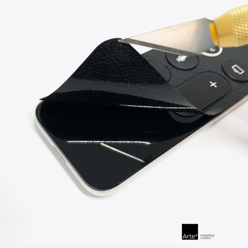Imagen 7 de 8 de Apple Tv Skin Protector Fibra De Carbono