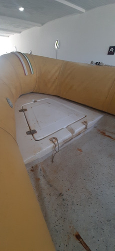 Imagen 5 de 16 de Bote Nautico Deportivo Cantieri