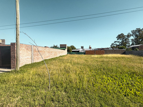 Terreno Con Entorno Consolidado En Barrio Tango