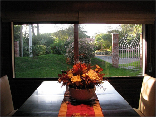 Casa En Alquiler En Punta Del Este, Excelente Zona En La Mansa- Ref: 17673