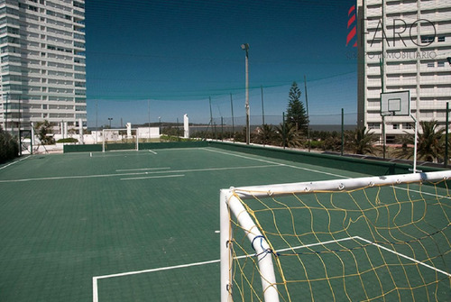 Imagen 19 de 29 de Apartamento De 1 Dormitorio En Torre De La Mansa Con Servicios - Punta Del Este Mansa
