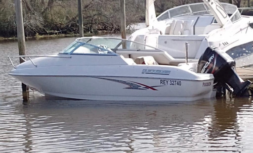 Lancha Quicksilver 2002 Cuddy