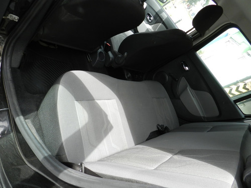 Renault Logan 1.6 Expression