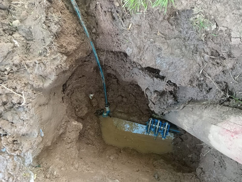 Conexión De Agua Y Cloaca