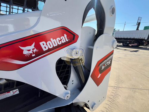 Bobcat S175 Mini Carregadeira Ano 2011 Super Conservada