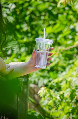 Vaso Transparente Certificado Savvy Con Tapa Y Popote Reutil