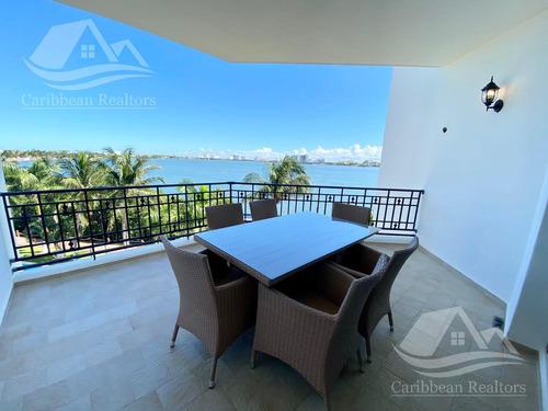 Departamento En Venta En Isla Dorada Cancun B-hcs6551