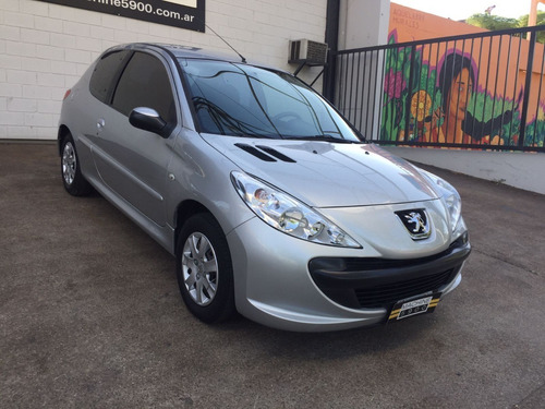 Imagen 2 de 10 de Peugeot 207 Compact Xr 1.4 3p
