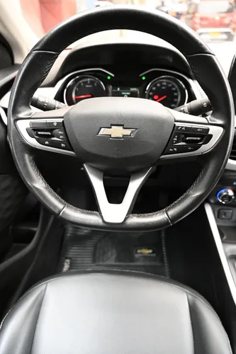 Chevrolet Onix 1.0T Premier Sedan At