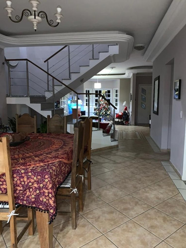 Imagem 25 de 27 de Casa À Venda, 330 M² Por R$ 1.200.000,00 - Villa Branca - Jacareí/sp - Ca1781