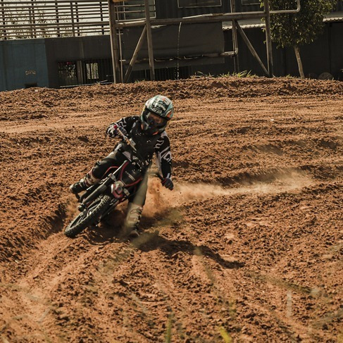 Imagem 10 de 13 de Mini Moto Laminha 100cc