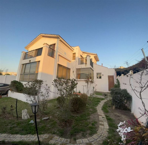 Casa En Venta De 4 Dorm. En Coquimbo