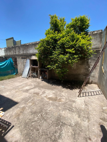 Casa En Venta En Colonia Caroya 3 Dorm + Dpto A Reciclar