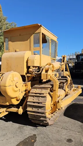 Topadora Internacional Año 1982 Rentaltrucks Vial