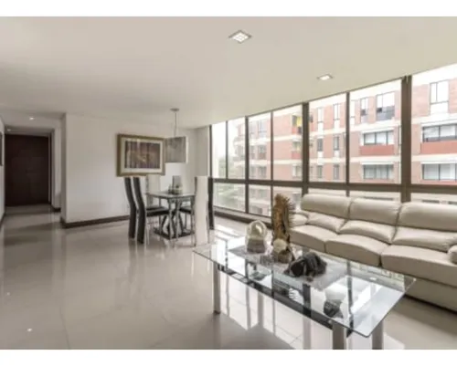 Apartamento En Venta En Laureles