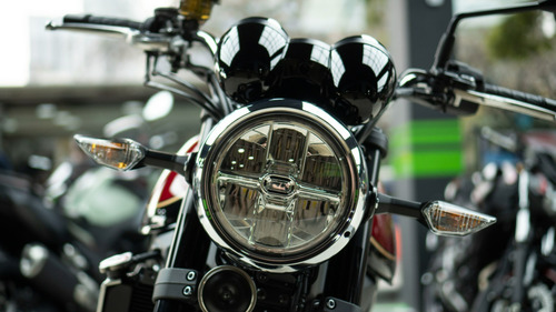 Kawasaki Z900rs (no Bmw Nine T , No Triumph Scrambler)