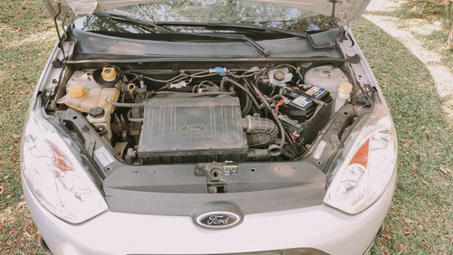 Imagem 10 de 10 de Ford Fiesta 2013 1.6 16v Se Flex 5p