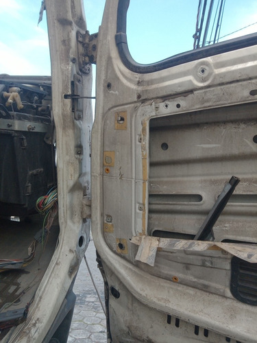 Imagem 8 de 12 de Volvo Fm 12