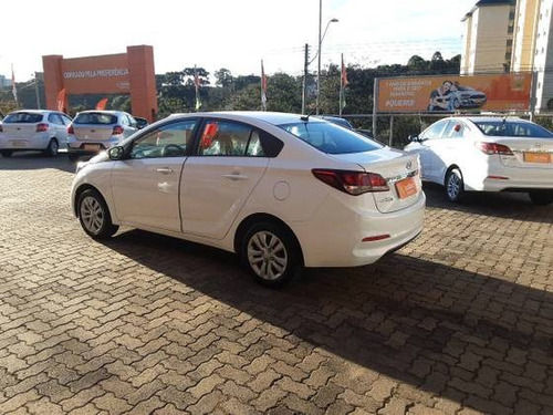 Imagem 6 de 9 de Hyundai Hb20s 1.6 Comfort Plus 16v Flex 4p Automático