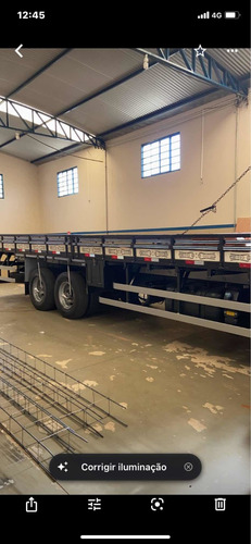 Ford Cargo 2423