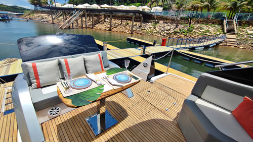 Lancha Ventura 550 Crossover 2025 Azimut Intermarine Schaefe