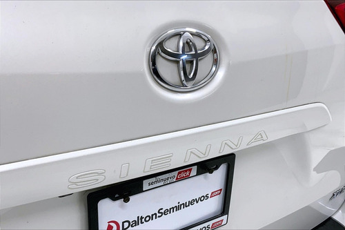 Imagen 8 de 25 de Toyota Sienna 5 Pts Xle, Ta, Ba, Bl, Consola En Toldo, Ra-