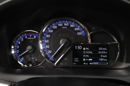 Imagen 13 de 15 de Toyota Yaris 1.5 107cv Xls 6mt 4 P My22