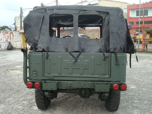 Imagem 10 de 15 de Jipe Longo Militar Xingu Toyota Bandeirante 7 Lugares Ano 91