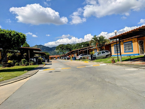 Imagen 2 de 19 de Belkliag/ Vende Casa En Valle De Oro Sn Diego Valencia (arci)
