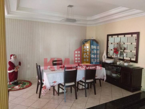 Imagem 2 de 15 de Vende-se Linda Casa Na Rua Do Restaurante Trattoria - Ca2467