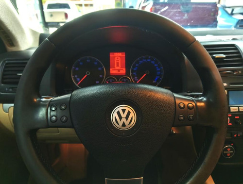 Volkswagen Jetta Variant 2.5 5p